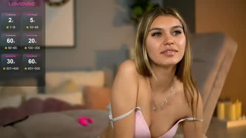 nextdoormia online show from May 6, 11:14 am