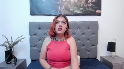 Estefani  online show from March 6, 4:08 am