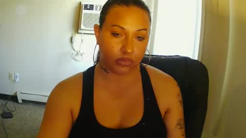 Snapshot of niccibaby chatting on October 1, 6:13 pm Nicci babyyy online show from October 1, 6:13 pm