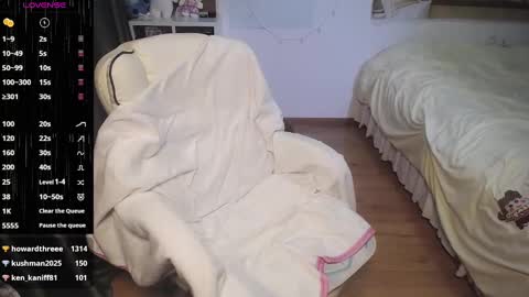 Belle online show from October 8, 1:26 pm