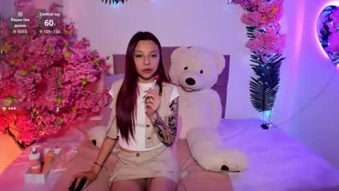 nickie_reed_ online show from February 26, 9:25 pm
