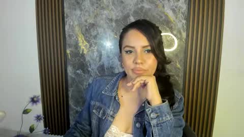 Nicol sanchez online show from November 16, 12:12 am