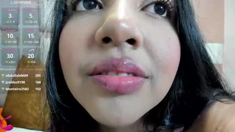 Snapshot of nicole_fisherr chatting on October 12, 6:05 am nicole_fisherr online show from October 12, 6:05 am