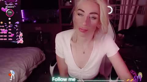 Nicole online show from July 17, 8:56 pm