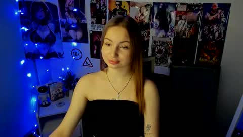 Nicole online show from October 26, 7:15 am