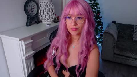 nicoleirisxxx online show from January 14, 7:02 am