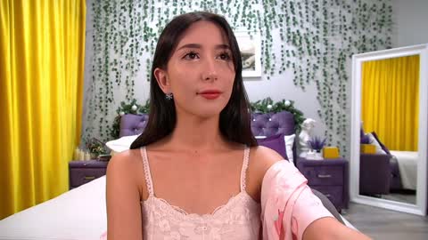 Nicole online show from December 23, 6:44 am