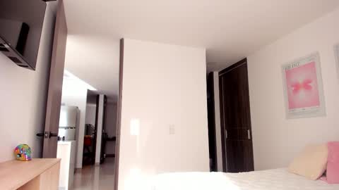 Nicole Manson online show from October 13, 8:33 pm