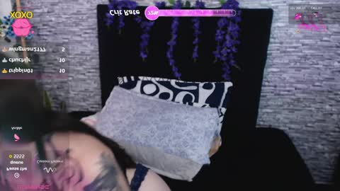 Nicolle ardila online show from May 11, 8:28 pm