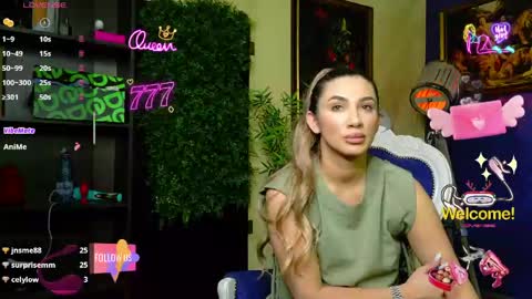 Nicolle online show from June 4, 9:25 am