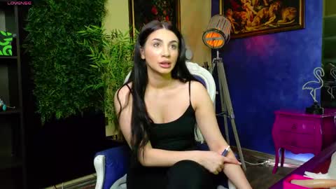 Nicolle online show from April 21, 6:20 am