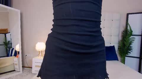 Snapshot of nicolros chatting on March 11, 10:18 am NicolRos online show from March 11, 10:18 am