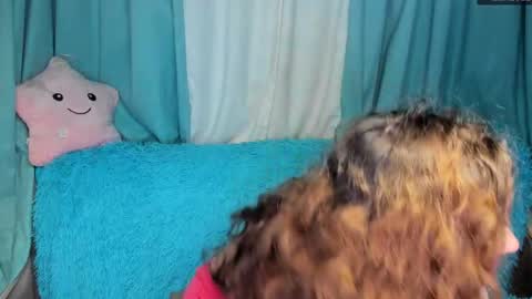 niiik_miiiki online show from May 20, 1:52 pm