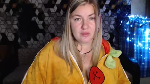 Nika online show from December 17, 7:51 pm