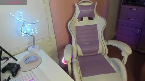 niki_sweet06 online show from February 11, 10:03 am