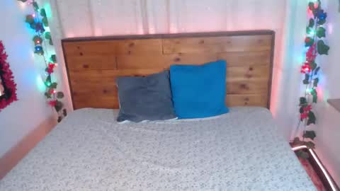 NikkieMilky online show from March 11, 3:55 am