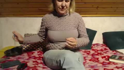 Nikole1 online show from November 11, 5:10 pm