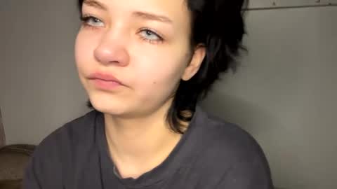 nikoli_naw online show from January 30, 8:21 pm