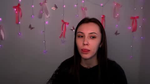 nikonara_ online show from February 25, 12:37 pm