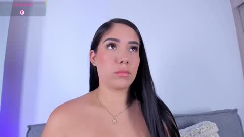 niky_vega1 online show from February 1, 1:48 am