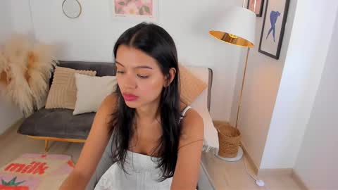 NINA online show from February 26, 7:08 pm