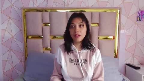 Nina Carther online show from January 19, 12:01 pm