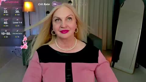 Nina online show from September 10, 9:09 am