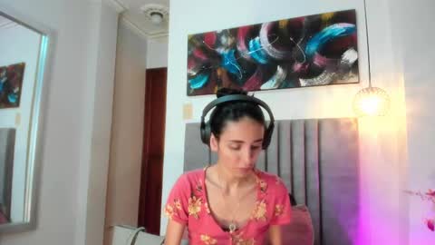Snapshot of ninacavallli chatting on October 5, 2:22 pm Nina online show from October 5, 2:22 pm