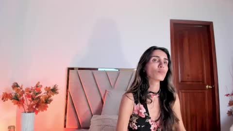 Snapshot of ninacavallli chatting on February 24, 6:15 pm Nina online show from February 24, 6:15 pm