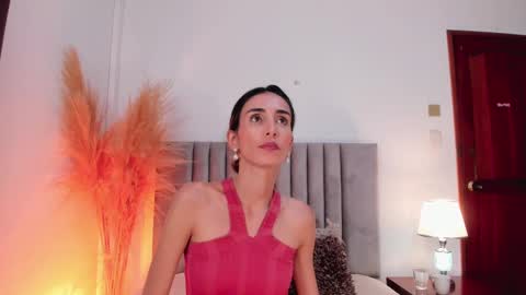 Snapshot of ninacavallli chatting on February 18, 6:39 pm Nina online show from February 18, 6:39 pm