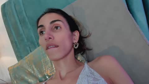 Snapshot of ninacavallli chatting on January 25, 6:10 pm Nina online show from January 25, 6:10 pm