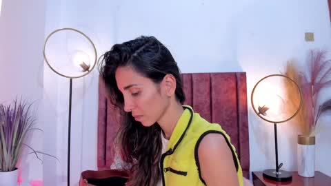 Snapshot of ninacavallli chatting on January 11, 6:33 pm Nina online show from January 11, 6:33 pm