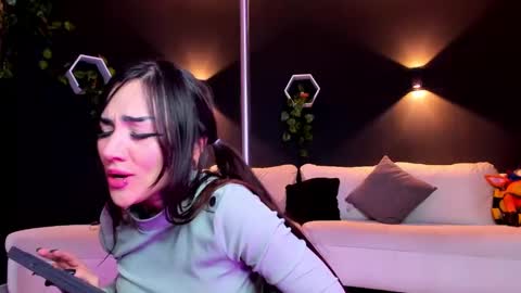  Heyyy guys Im Ninas crazy  online show from March 5, 4:24 pm