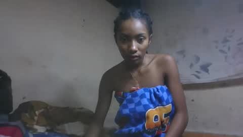 ninaeaa online show from December 1, 12:41 pm