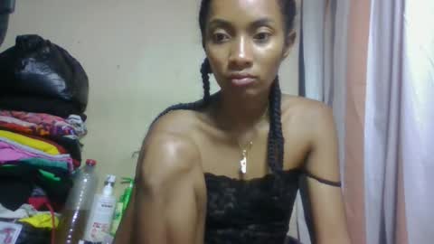 ninaeaa online show from April 16, 10:23 pm