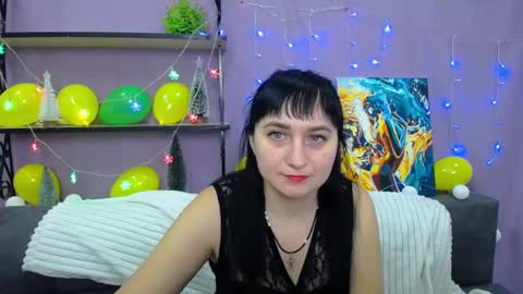 ninaflawlees online show from January 15, 10:35 pm