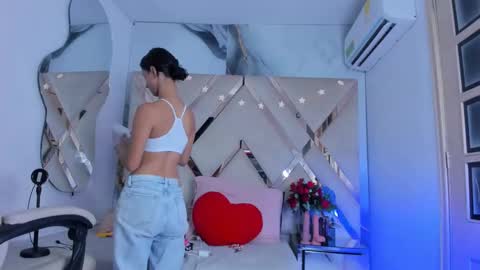 ninahtx online show from September 14, 9:23 pm