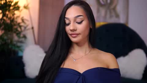 Ninna online show from November 3, 7:40 pm