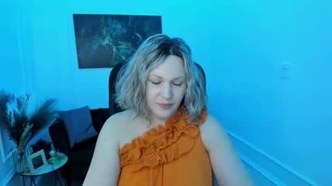 ninastarle online show from March 20, 8:30 am