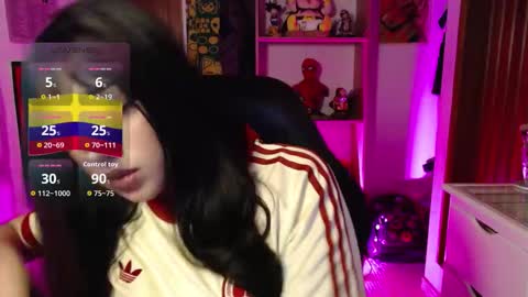 Snapshot of ninfa_ch chatting on October 14, 11:40 pm Ninfa online show from October 14, 11:40 pm