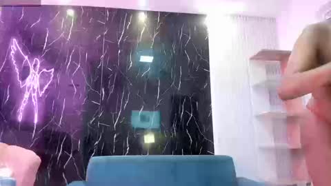 nini_beyker online show from March 12, 1:14 pm