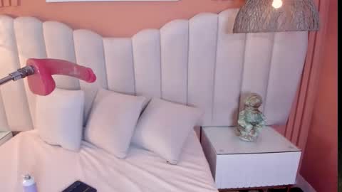 Noa online show from March 29, 8:46 am