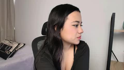 Noa  online show from April 23, 1:46 pm