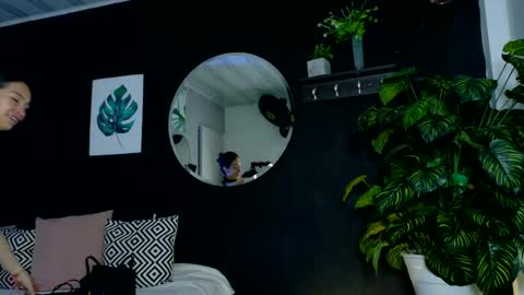 Noah  online show from April 16, 3:18 am