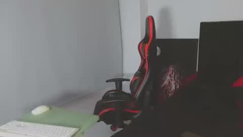 Noamartin online show from March 7, 2:40 am