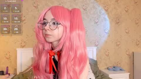 Snapshot of nora_failure chatting on December 4, 11:08 am Nora Failure online show from December 4, 11:08 am