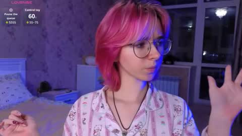 Snapshot of nora_failure chatting on October 8, 1:15 pm Nora Failure online show from October 8, 1:15 pm