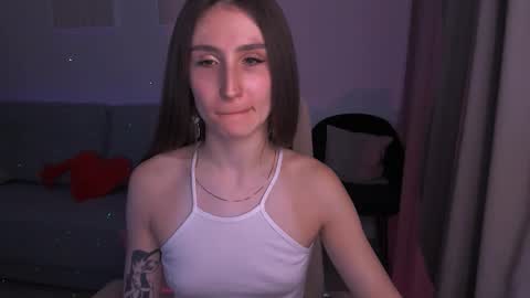 Snapshot of north_valkyrie chatting on December 5, 2:22 pm Hazel online show from December 5, 2:22 pm