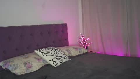 Tina online show from March 3, 6:53 pm