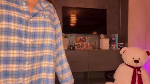 notecarret online show from September 20, 8:29 pm